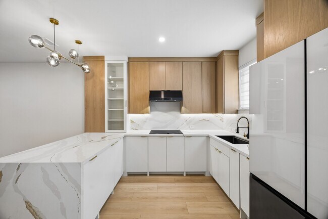 Building Photo - 12707 Boheme Dr