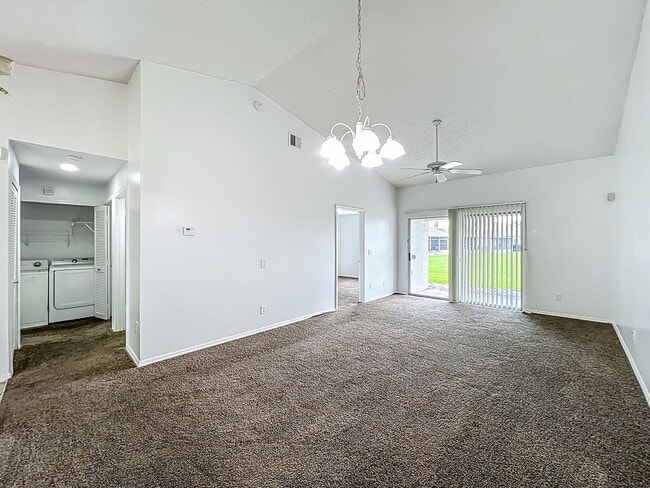 Building Photo - Island Cove Villas at Meadow Woods 1-Story...