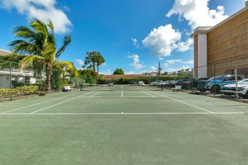 Building Photo - 2970 NE 16th Ave