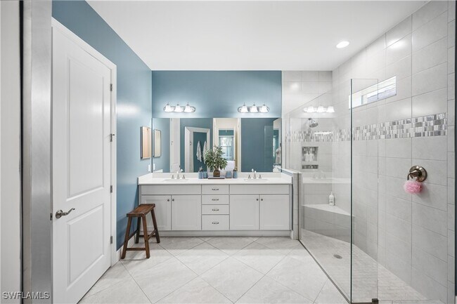 Building Photo - 4664 Abaca Cir