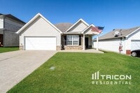 Building Photo - 323 Sarna Dr