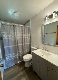 Building Photo - 24207 Jefferson Center St