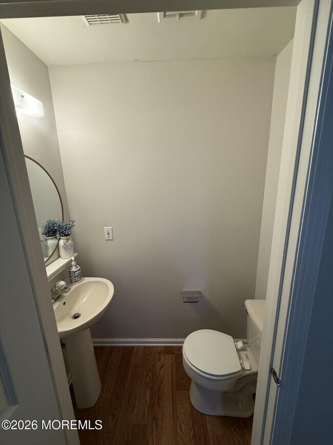 Building Photo - 12 Timberline Dr