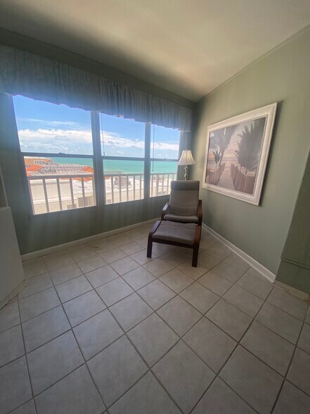 Building Photo - 16400 Gulf Blvd