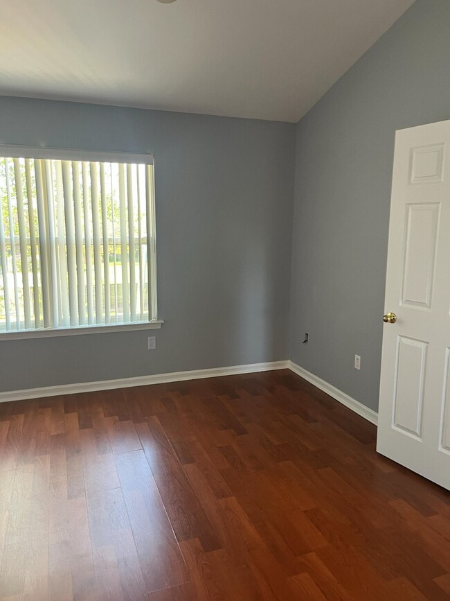 Building Photo - 2941 Beland Ave