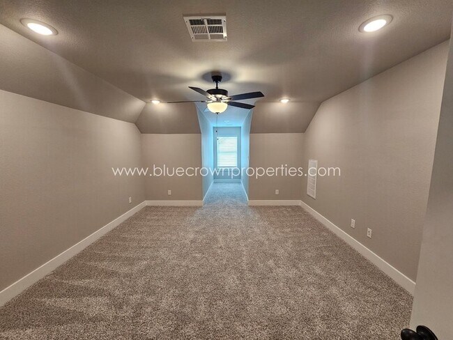 Building Photo - 1800 Aleia Cv