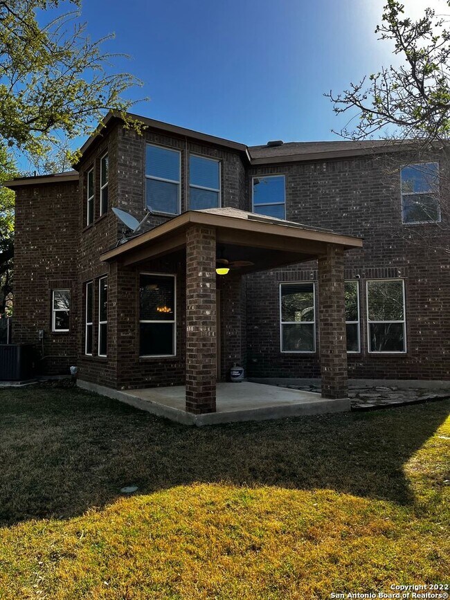Building Photo - 20547 Pindale Clf