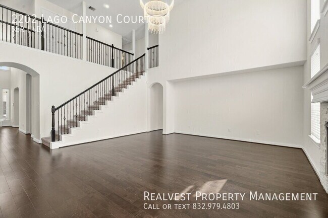 Building Photo - 2202 Lago Canyon Ct