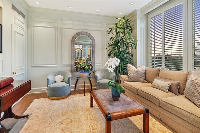 Building Photo - 3510 Turtle Creek Blvd
