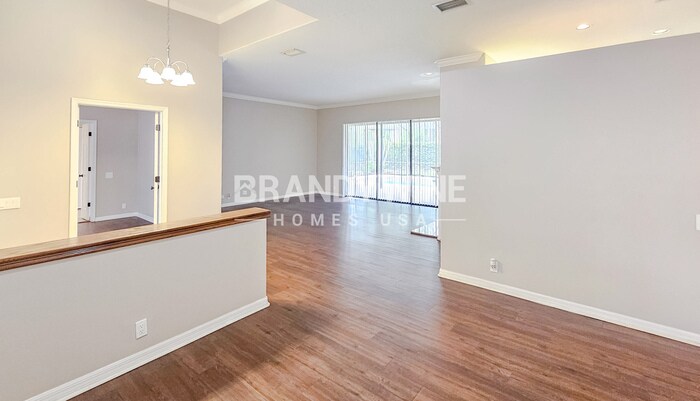 Building Photo - 7036 Fallbrook Ct