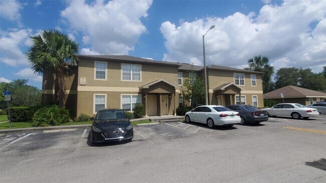 Building Photo - 36243 Lake Chase Blvd