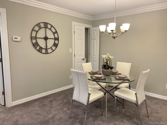 Building Photo - 30 Westwood Dr