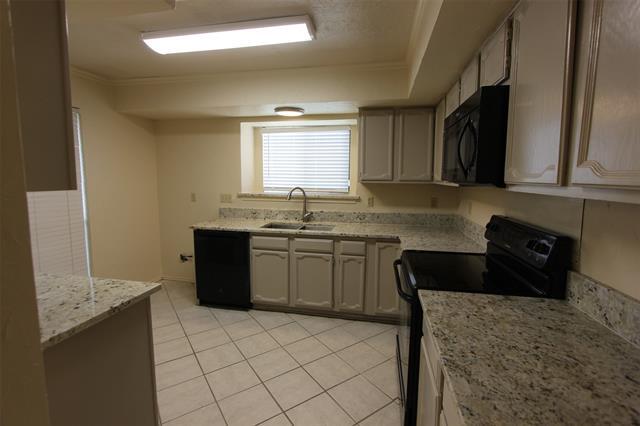 Building Photo - 728 Middle Cove Dr