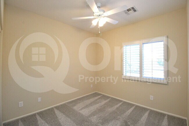 Building Photo - 16803 N 50th Way