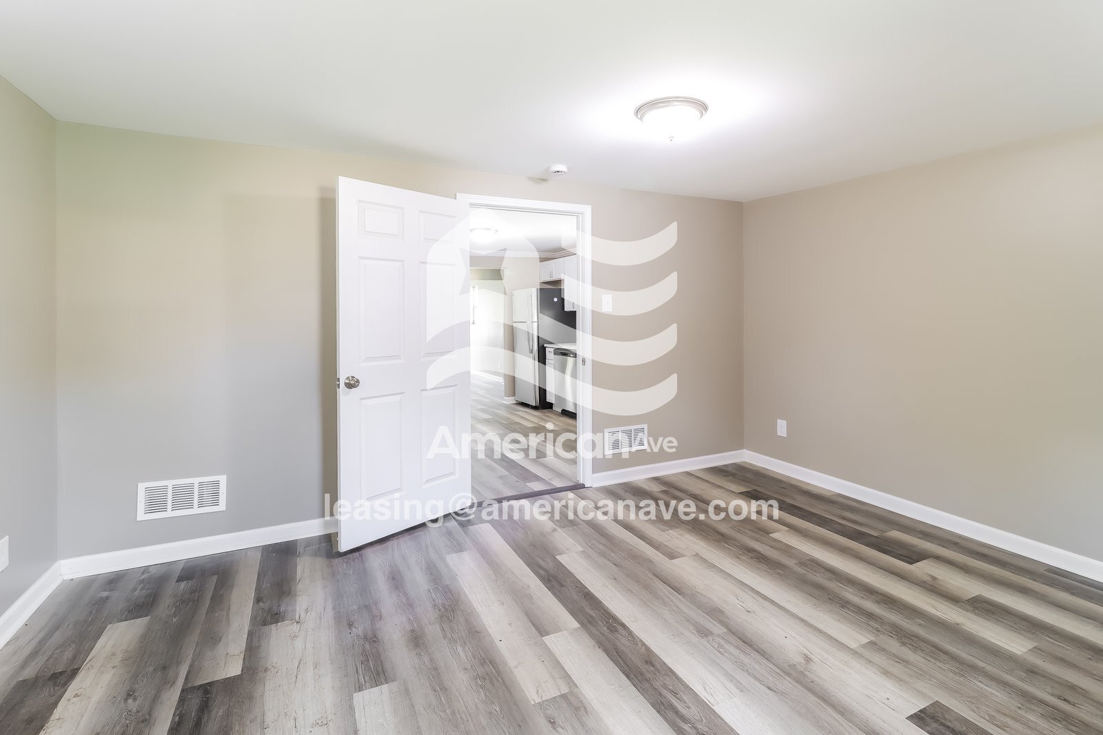 Building Photo - 8107 Janis St