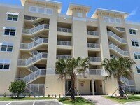 Building Photo - 280 Hidden Bay Dr