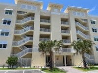 Building Photo - 280 Hidden Bay Dr