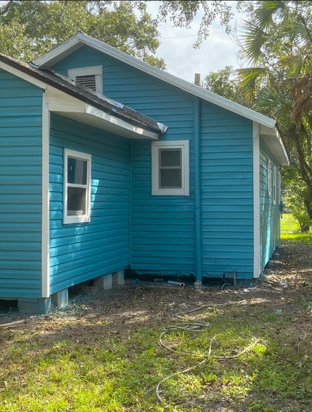 Building Photo - 2085 Morehouse Rd