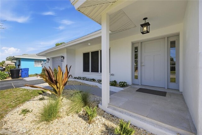 Building Photo - 1301 62nd Terrace S