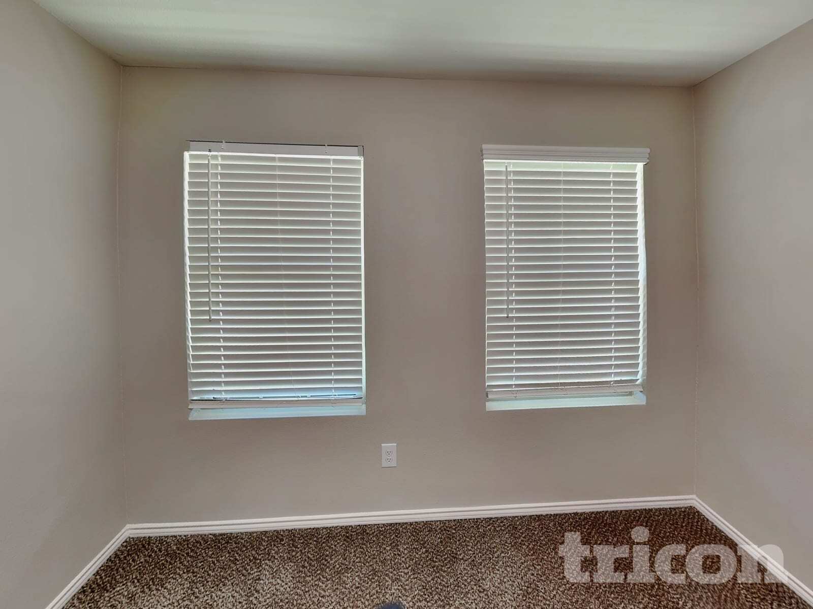 Building Photo - 908 Lady Bird St