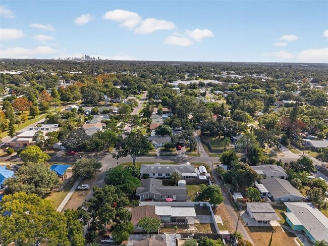 Building Photo - 5410 19th Ave S