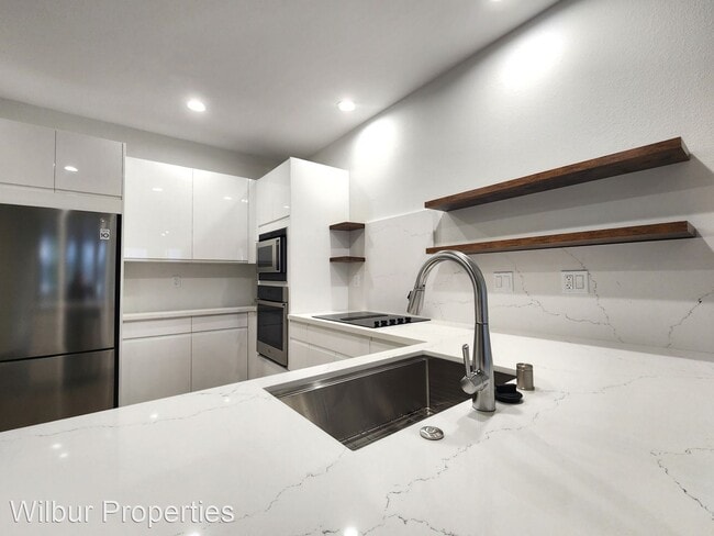 Building Photo - 2 br, 2 bath House - 436 High Street #203