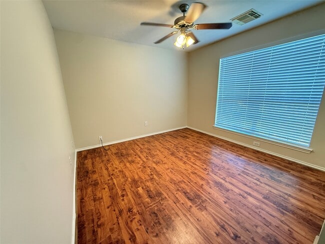 Building Photo - 3511 Paigewood Dr
