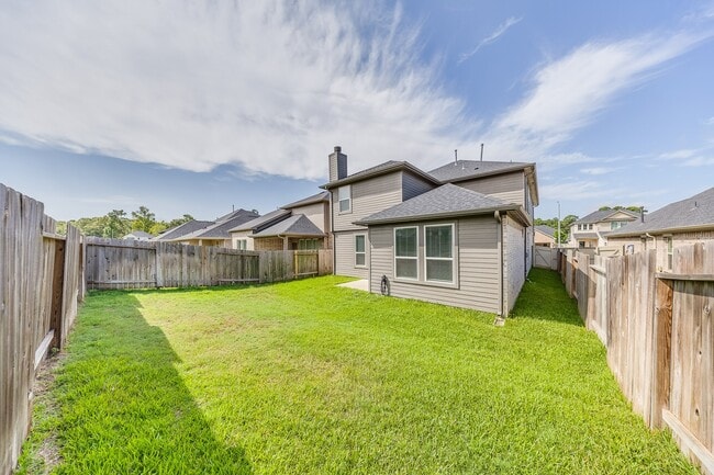 Building Photo - 40615 Guillemont Ln
