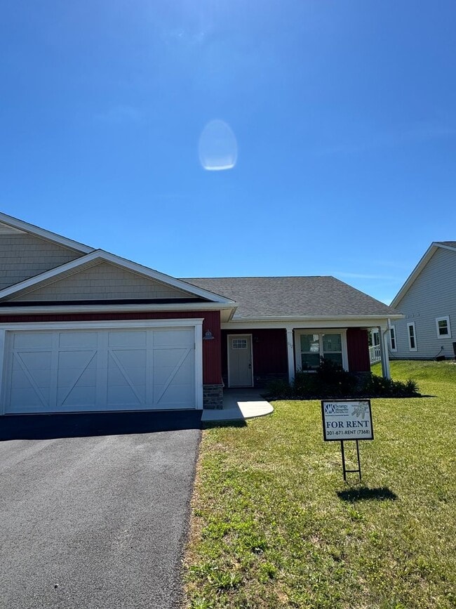 Building Photo - 612 Dripping Spring Dr