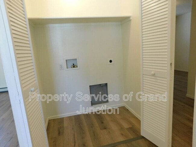 Building Photo - 426 Pendleton St