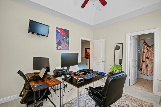 Building Photo - 44 Versante Ct