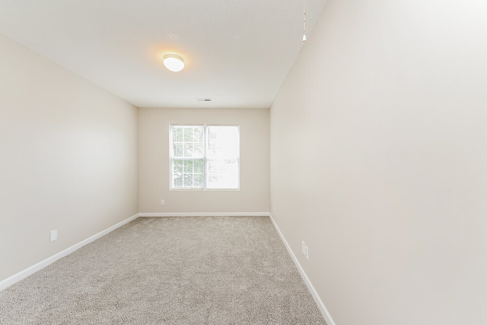 Building Photo - 1028 Quinlan Dr