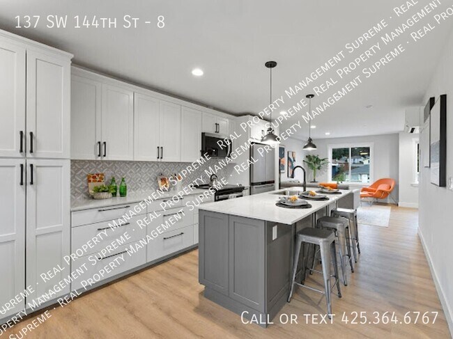 Building Photo - 137 SW 144th St