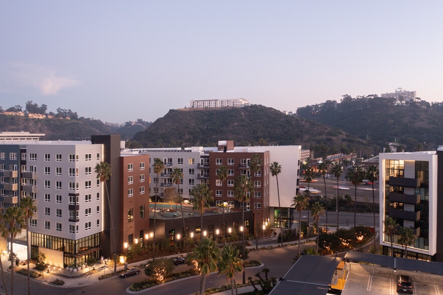 Building Photo - The Society Felix