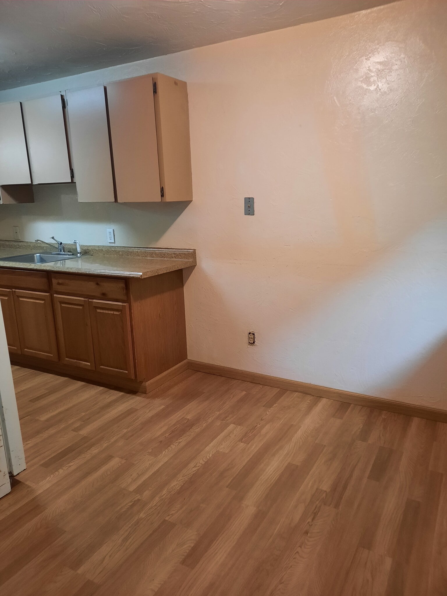 Building Photo - 1110 Hayes St