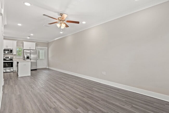 Building Photo - 259 N Sand Palm Rd