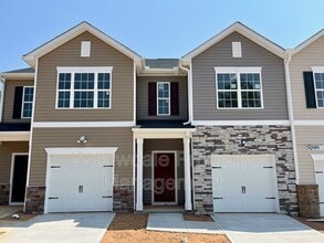 Building Photo - 257 David Hl Dr