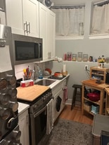 Building Photo - 585 Beacon St