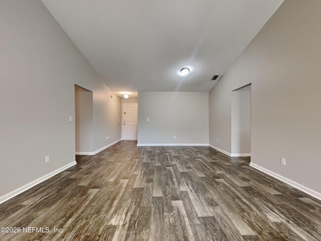 Building Photo - 6463 Silk Leaf Ln