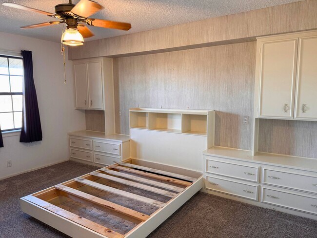 Building Photo - Unique 1 Bed 1 Bath In The Country!