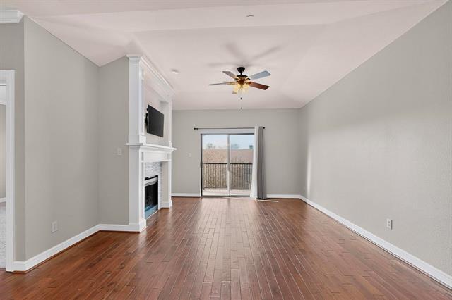 Building Photo - 1877 Signal Ridge Pl