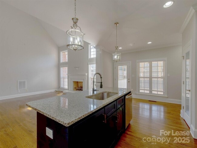 Building Photo - 1200 Mendenhall Ct