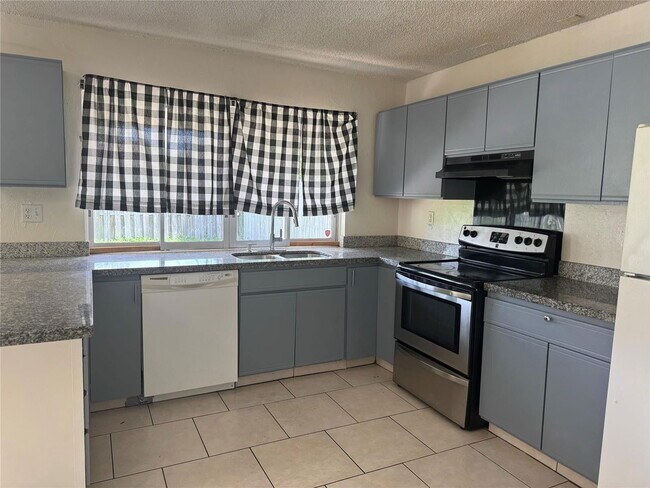 Primary Photo - 9651 Sunset Strip
