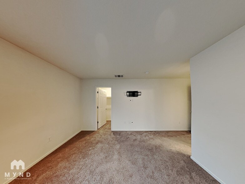 Building Photo - 9889 Coastal Fog Dr