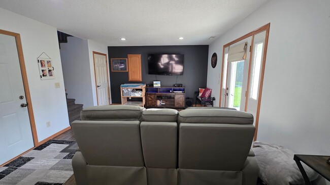 Building Photo - Furnished 2 Bedroom Home by I-94 & Hwy 83