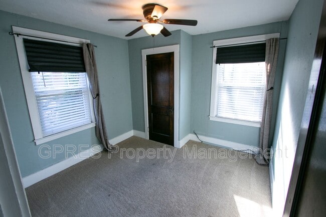 Building Photo - House for rent Swisshelm Park