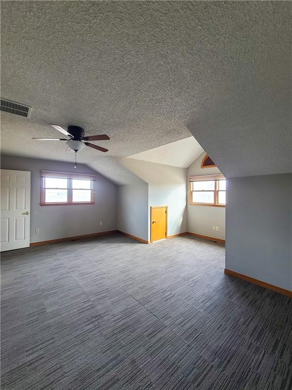 Building Photo - 1020 W Cypress St