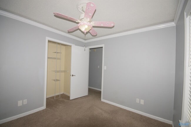 Building Photo - 215 Cypress Creek Dr