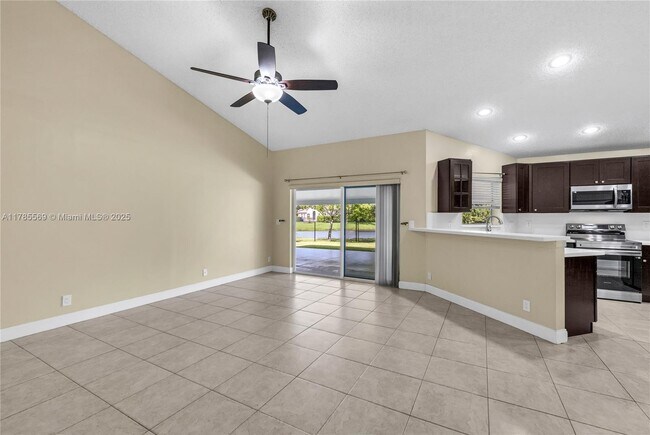 Building Photo - 3562 Southern Orchard Rd W