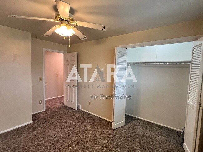 Building Photo - 1374 Marinwood Ave